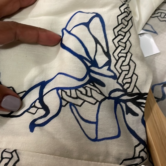 Linen Light Dress - Picture 16 of 16